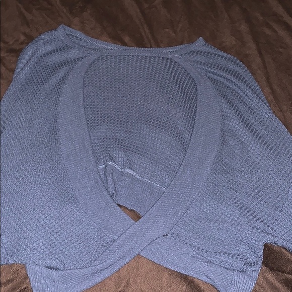 Soft Long Sleeve Open Back Crop Top - Picture 3 of 4